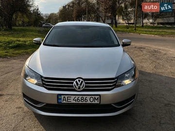 Авто Volkswagen Passat 2013 № 8736167