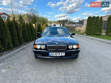 Авто BMW 7 Series 2000 № 8736238
