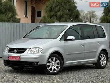 Авто Volkswagen Touran 2004 № 8736297
