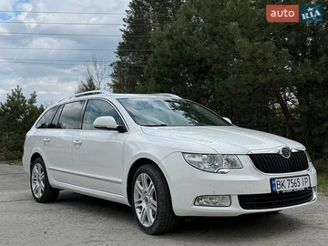 Авто Skoda Superb 2010 № 8736346