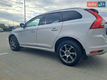 Авто Volvo Xc60 2016 № 8736348