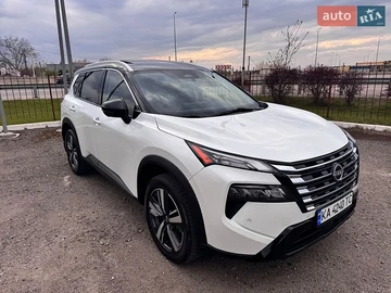 Авто Nissan Rogue 2023 № 8736486