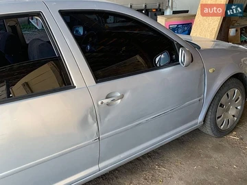 Авто Volkswagen Bora 1999 № 8736549
