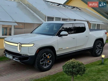 Авто Rivian R1T 2022 № 8736640