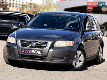 Авто Volvo V50 2008 № 8736756