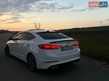 Авто Hyundai Avante 2015 № 8736858