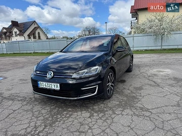 Авто Volkswagen E-Golf 2019 № 8736865