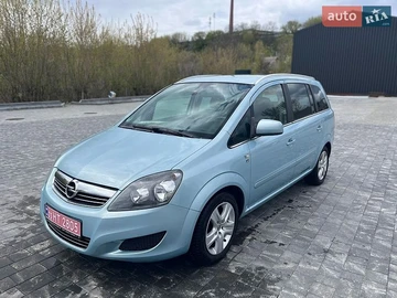 Авто Opel Zafira 2010 № 8737064