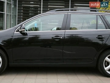 Авто Volkswagen Golf 2009 № 8737075