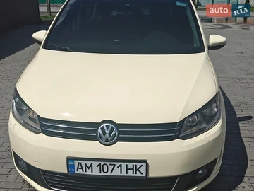 Авто Volkswagen Touran 2015 № 8737094