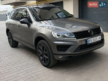 Авто Volkswagen Touareg 2016 № 8737281