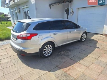 Авто Ford Focus 2013 № 8737493