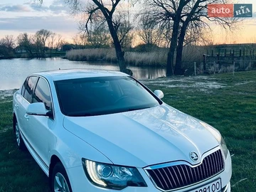 Авто Skoda Superb 2013 № 8737545