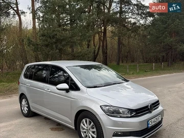 Авто Volkswagen Touran 2018 № 8737551