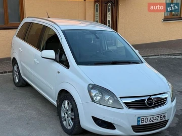 Авто Opel Zafira 2012 № 8738012