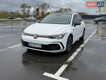 Авто Volkswagen Golf 2022 № 8738355