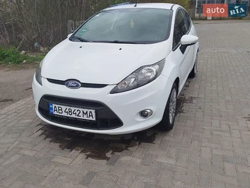 Авто Ford Fiesta 2012 № 8738450