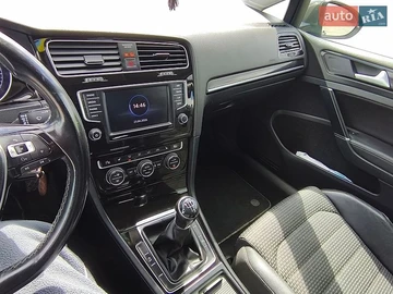 Авто Volkswagen Golf 2016 № 8738788