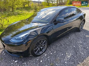 Авто Tesla Model 3 2021 № 8738904