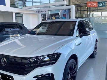 Авто Volkswagen Touareg 2023 № 8738927