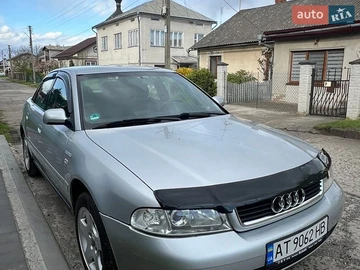Авто Audi A4 2000 № 8739104