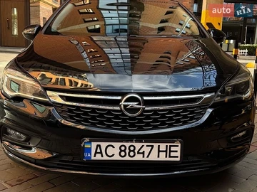 Авто Opel Astra 2018 № 8739316