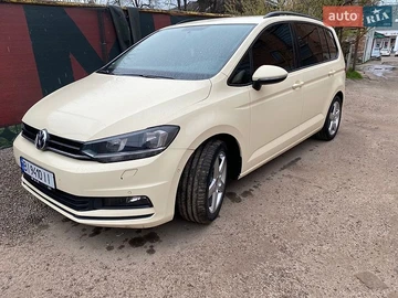 Авто Volkswagen Touran 2019 № 8739324