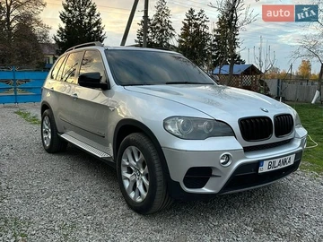 Авто BMW X5 2010 № 8739351