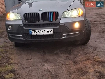Авто BMW X5 2010 № 8739352