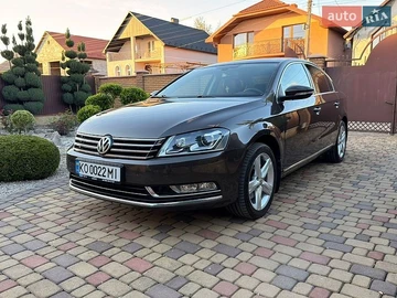 Авто Volkswagen Passat 2013 № 8739440