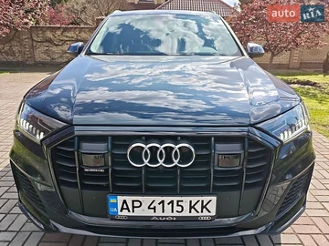 Авто Audi Q7 2023 № 8739541