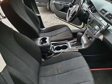 Авто Volkswagen Passat 2010 № 8739619