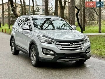 Авто Hyundai Santa Fe 2014 № 8739959