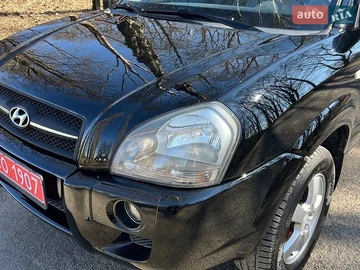 Авто Hyundai Tucson 2005 № 8740006