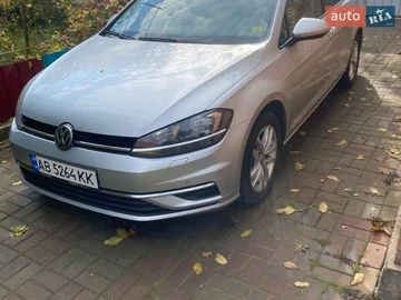 Авто Volkswagen Golf 2019 № 8740142