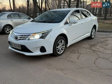 Авто Toyota Avensis 2013 № 8740336