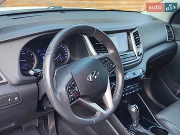 Авто Hyundai Tucson 2018 № 8740371