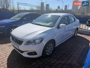 Авто Peugeot 301 2021 № 8740666