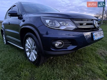 Авто Volkswagen Tiguan 2015 № 8740780