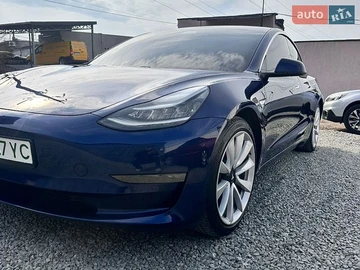 Авто Tesla Model 3 2018 № 8741444