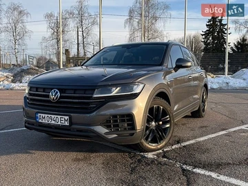 Авто Volkswagen Touareg 2020 № 8741483