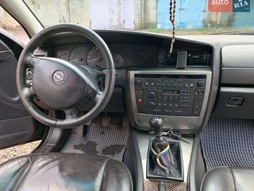 Авто Opel Omega 2001 № 8741657