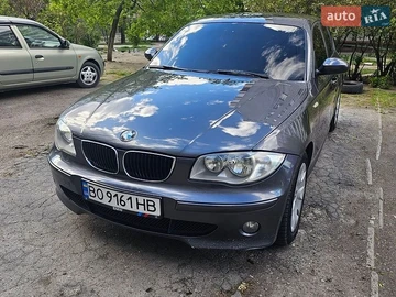 Авто BMW 1 Series 2005 № 8741683