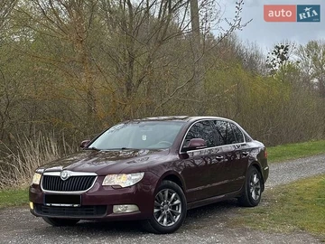 Авто Skoda Superb 2010 № 8741792