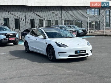 Авто Tesla Model 3 2021 № 8742138