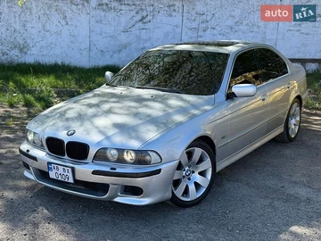 Авто BMW 5 Series 2002 № 8742388