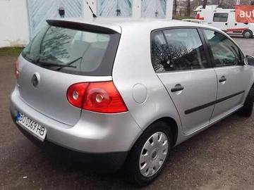Авто Volkswagen Golf 2005 № 8742396