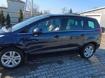 Авто Peugeot 5008 2010 № 8742593