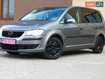 Авто Volkswagen Touran 2008 № 8742858
