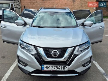 Авто Nissan Rogue 2017 № 8743013